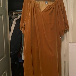 Old navy velvet gold dress